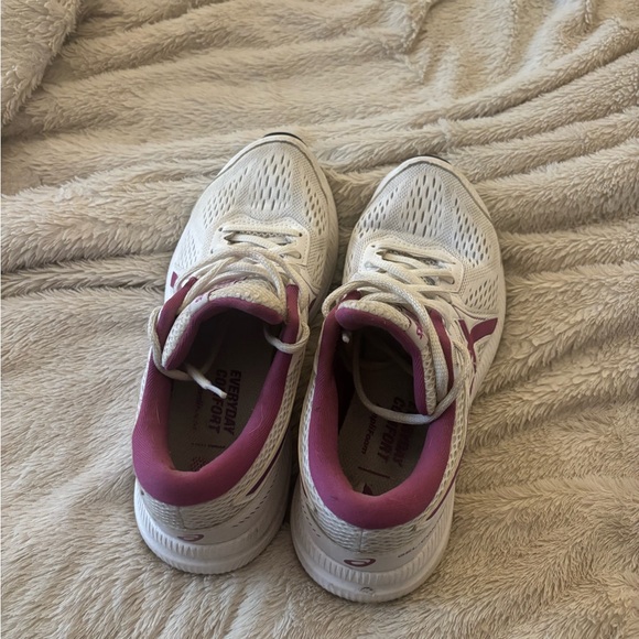 Asics - Picture 4 of 4